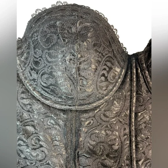 Dream Girl Plus Sized Bustier - Picture 5 of 12